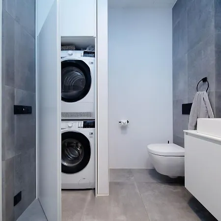 Exclusive In Heart Of Town * Reval