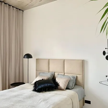 Exclusive In Heart Of Town Apartment