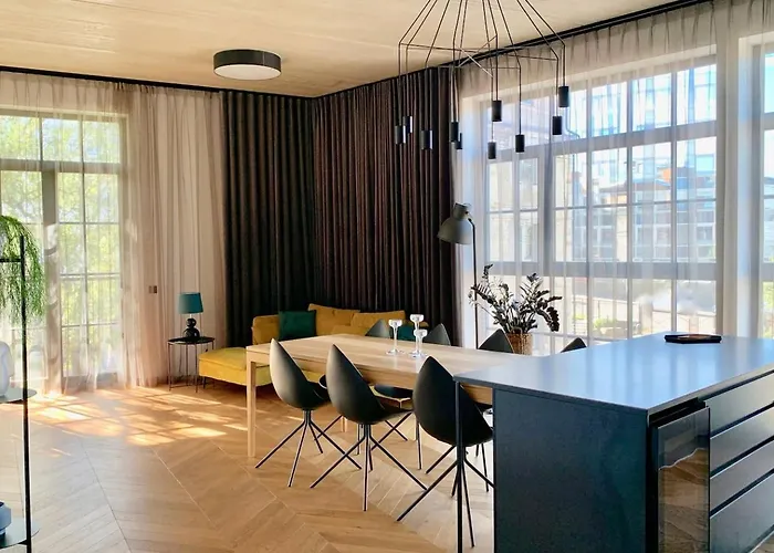 Exclusive In Heart Of Town Apartament Tallin